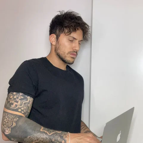 Giulio al portatile